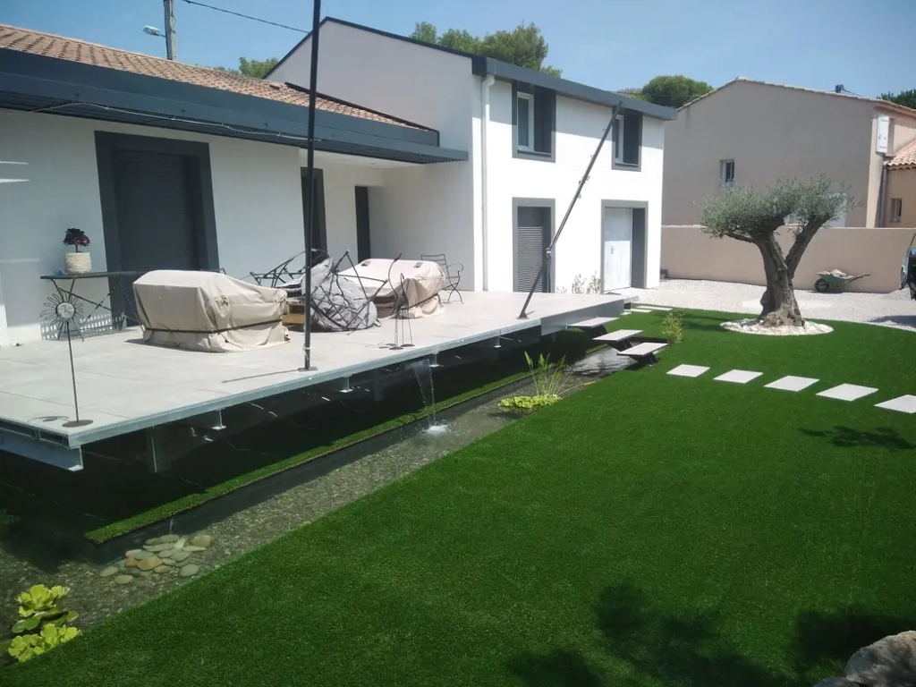 Création de jardin et bassin à Salon de Provence